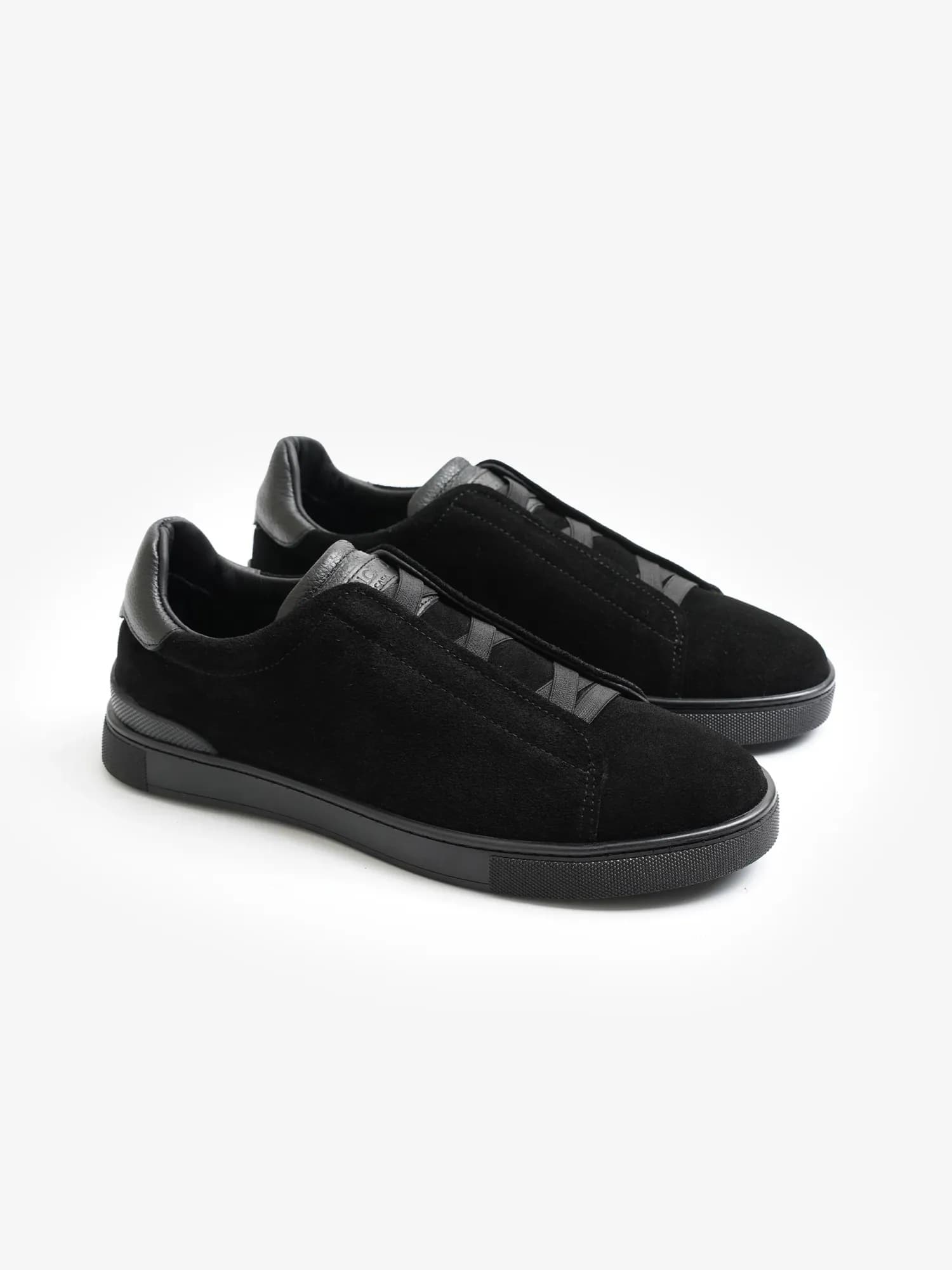 Vector Men's Slip-On Leather Casual Sneakers