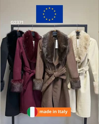 Manteau femme mi-long ceinturé à col effet fourrure