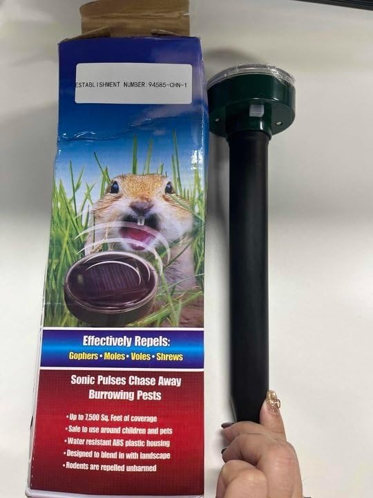 Lot de 8 Répulsifs à Ultrasons Solaires – Protection Écologique Contre Taupes et Rongeurs