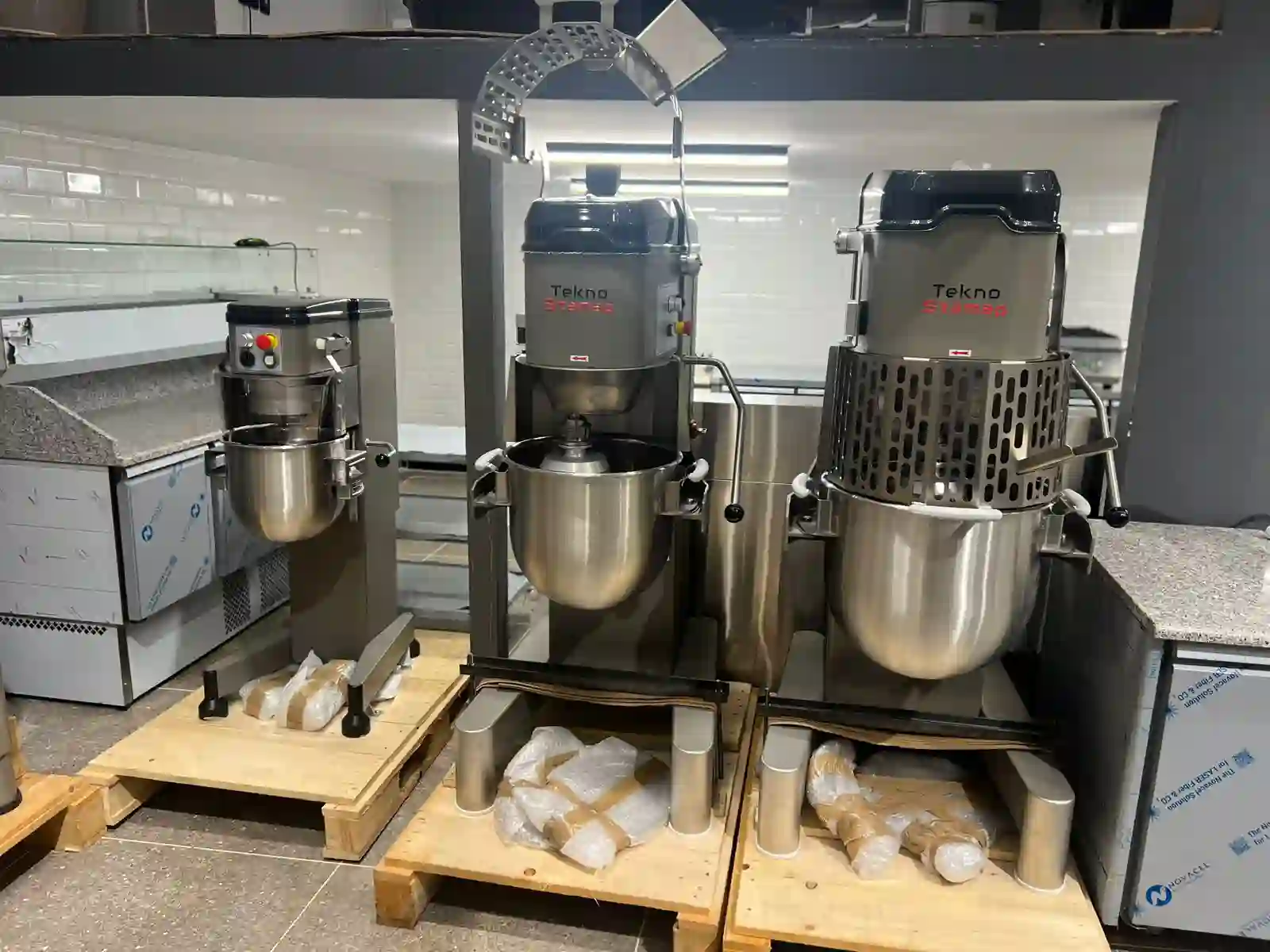 Matériel de service pour hôtels & restaurants